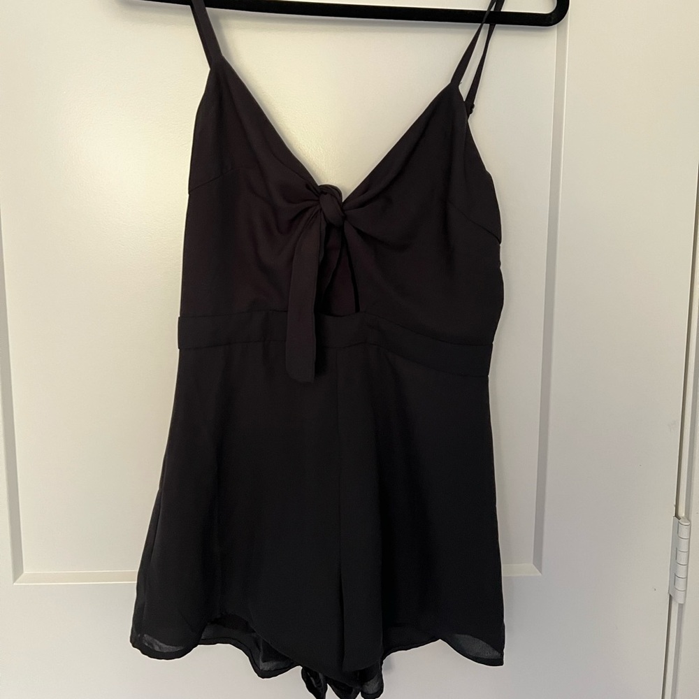 ROBERTON + RODEO Size S Bow Tie Front Jumpsuit Romper